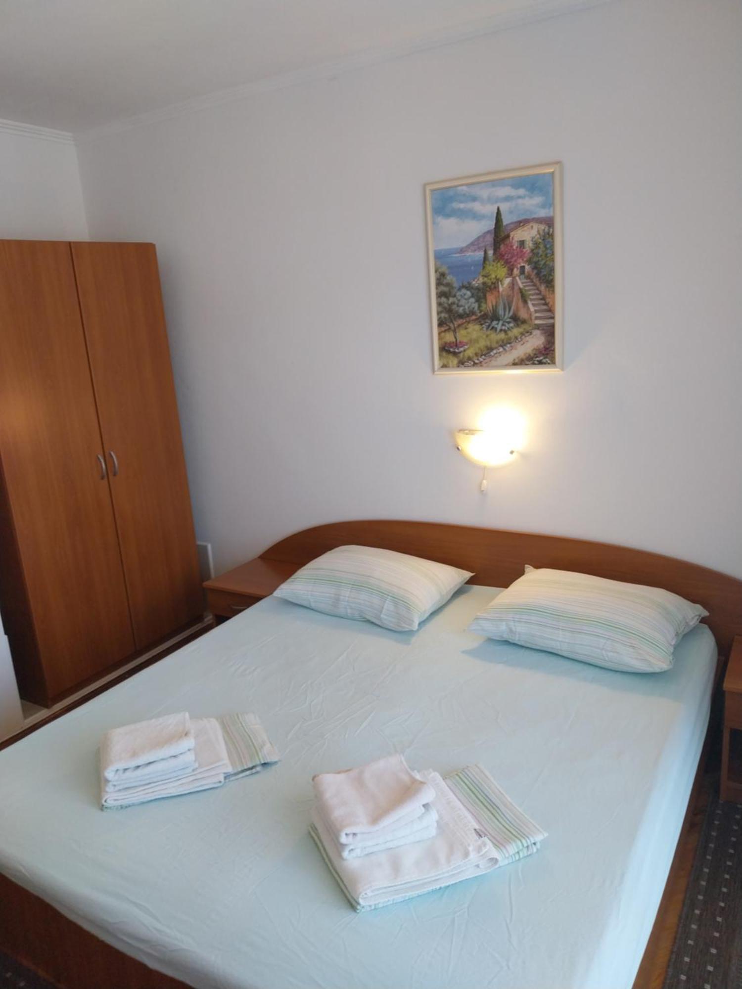 Ljubica Apartments And Rooms Супетарска-Драга Экстерьер фото