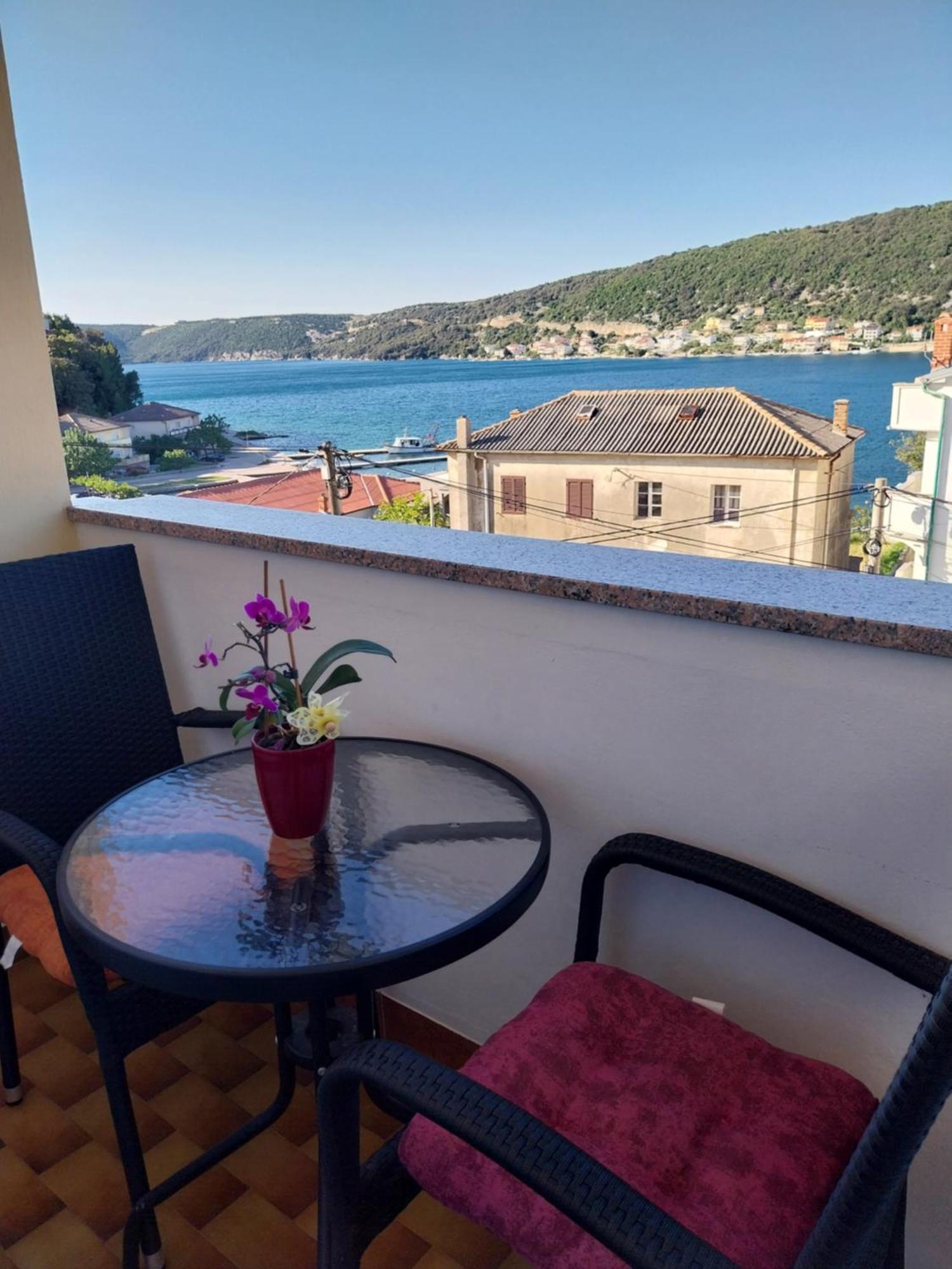 Ljubica Apartments And Rooms Супетарска-Драга Экстерьер фото
