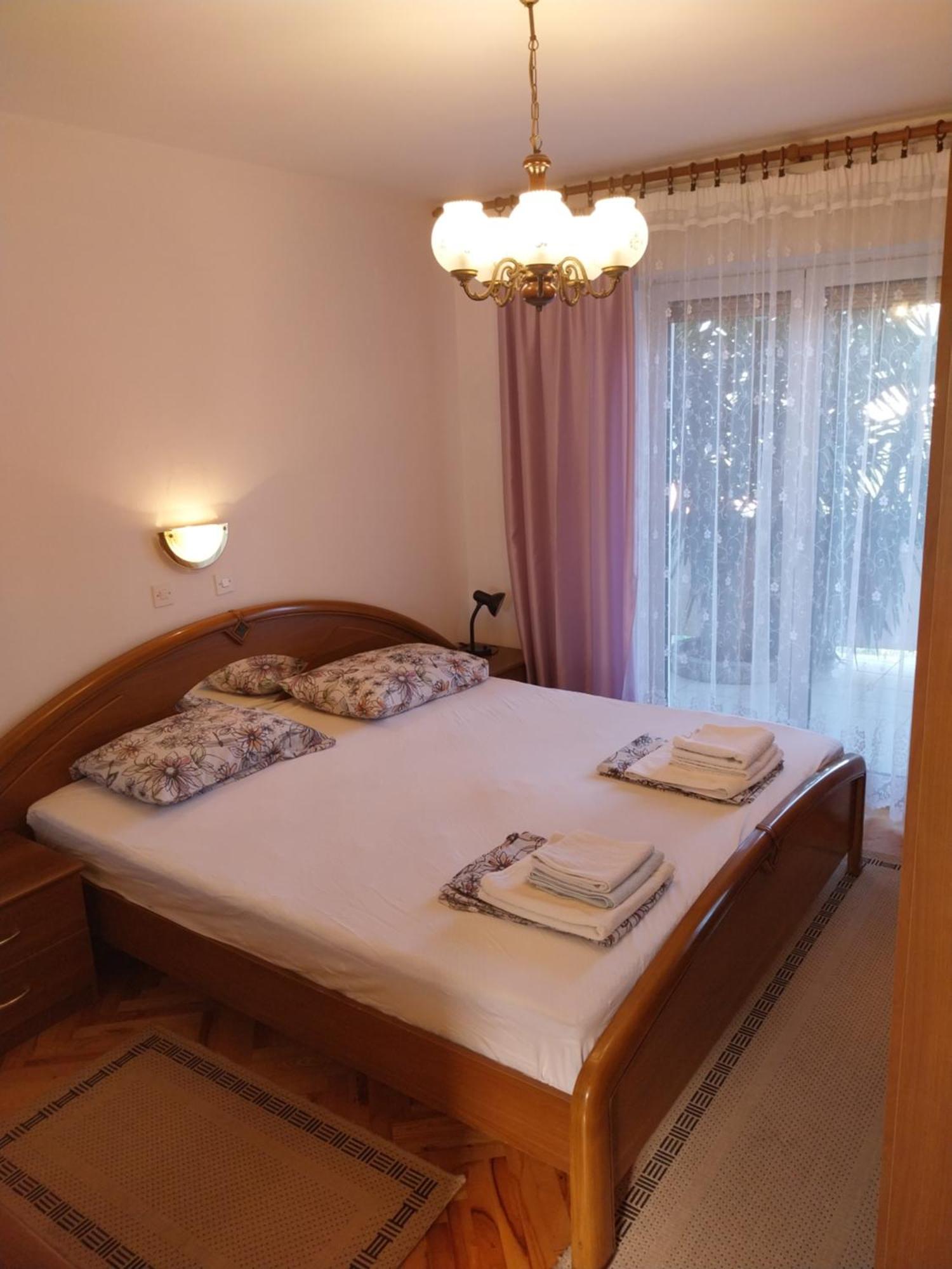 Ljubica Apartments And Rooms Супетарска-Драга Экстерьер фото