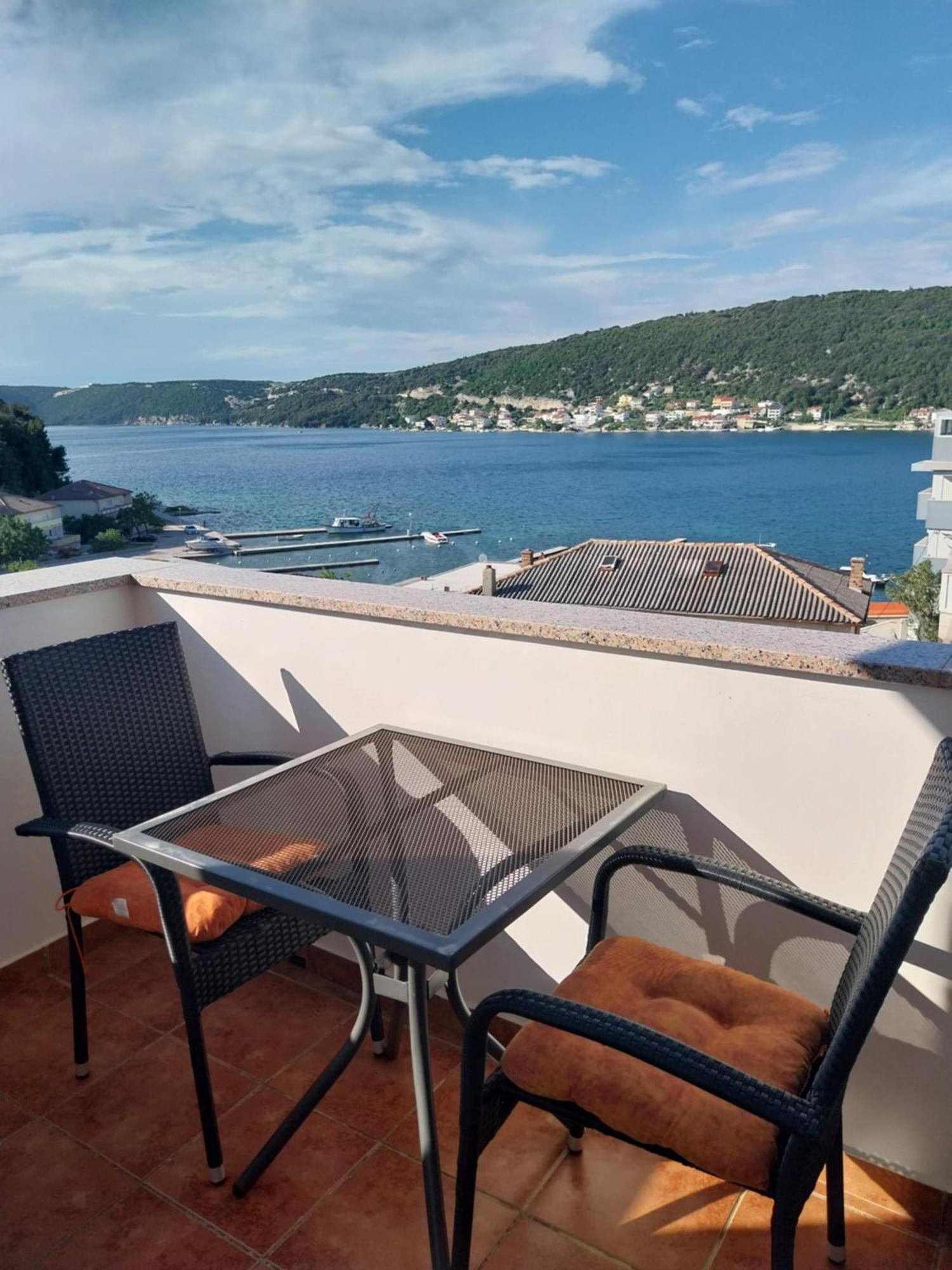 Ljubica Apartments And Rooms Супетарска-Драга Экстерьер фото
