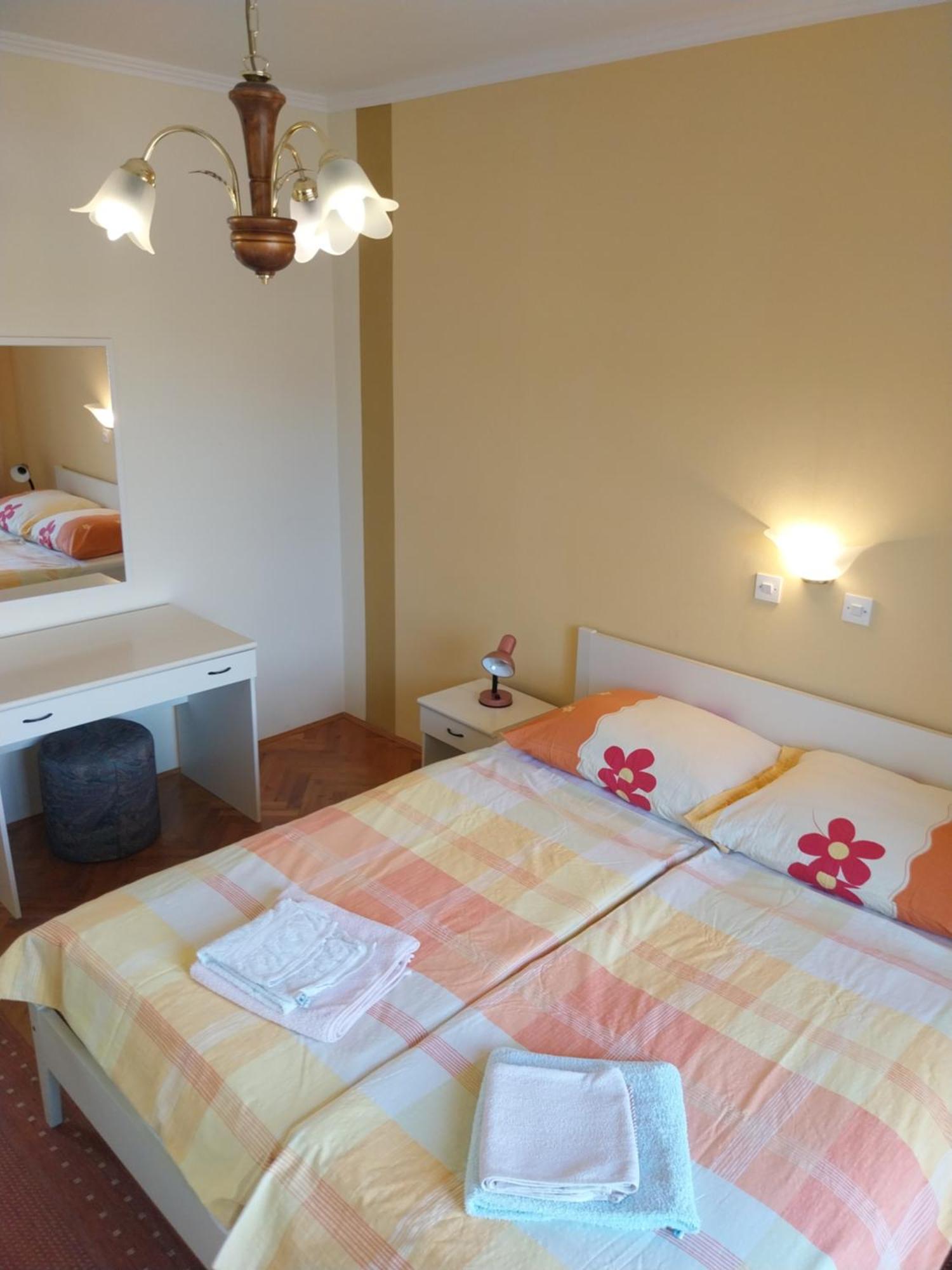 Ljubica Apartments And Rooms Супетарска-Драга Экстерьер фото